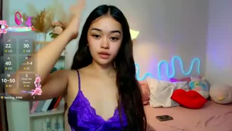 roxxy_blossom online show from June 29, 1:35 am