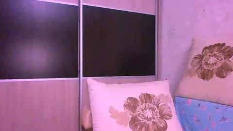 Roxxy Wharton online show from July 28, 6:20 pm