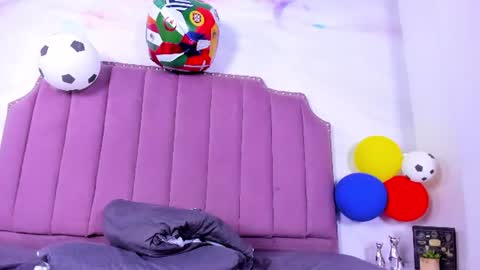 Roxy online show from July 8, 7:34 am