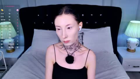 roxanne online show from May 3, 3:45 am