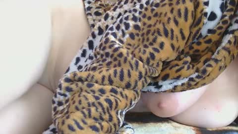 Snapshot of roxy_secrets chatting on March 3, 7:32 am roxy secrets online show from March 3, 7:32 am