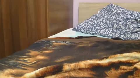 Snapshot of roxy_secrets chatting on March 3, 6:13 pm roxy secrets online show from March 3, 6:13 pm