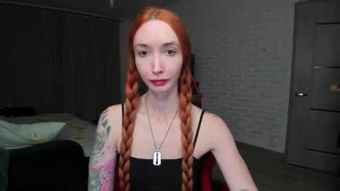 Snapshot of roxy_silver chatting on September 12, 9:06 pm Roxy online show from September 12, 9:06 pm