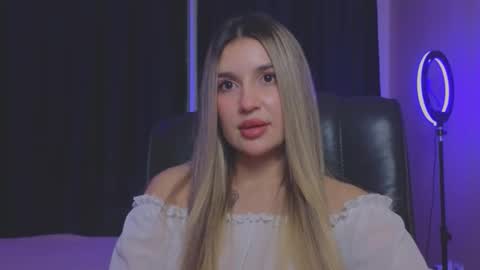 Roxy online show from October 28, 10:22 pm