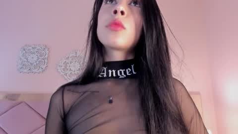 Snapshot of roxyreignn chatting on September 26, 10:29 pm RoxyReignn online show from September 26, 10:29 pm