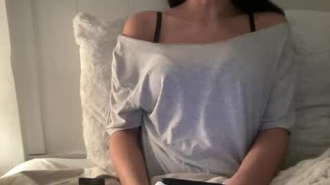 roxyrhode online show from June 17, 1:21 am