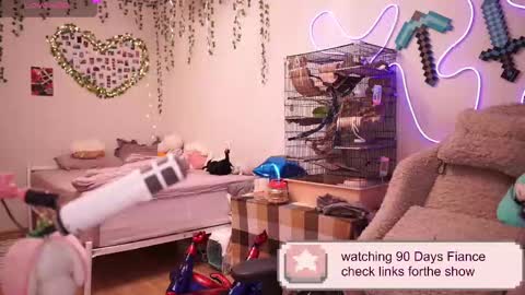 roxysuh online show from November 16, 9:11 am