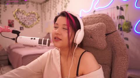 roxysuh online show from May 31, 8:24 am