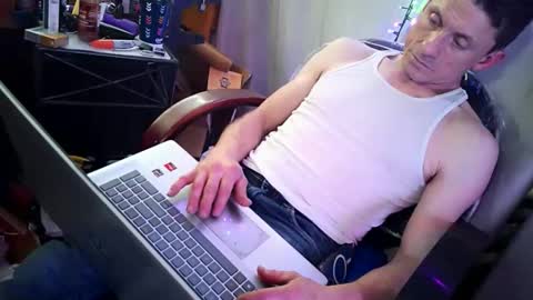 royalblueboy online show from April 8, 10:13 pm