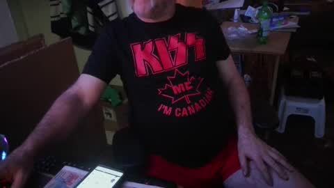 royd94 online show from May 10, 3:35 am