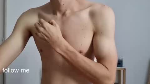 Roy online show from March 12, 8:01 pm