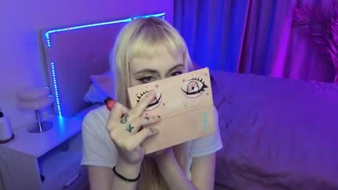 Rraffaellka online show from August 1, 10:55 pm