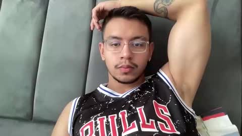 Ruan David online show from November 9, 7:05 pm