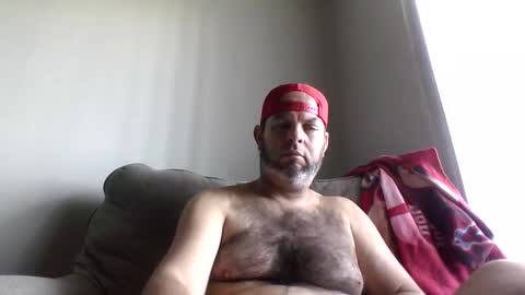 rubbingoneout714 online show from February 17, 6:17 pm