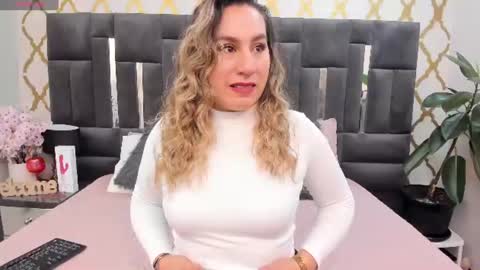 RubbyTaylor online show from July 15, 3:06 pm