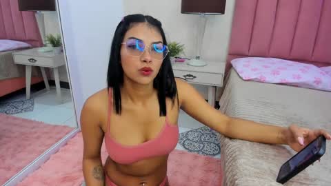rubi08 online show from April 11, 11:36 am
