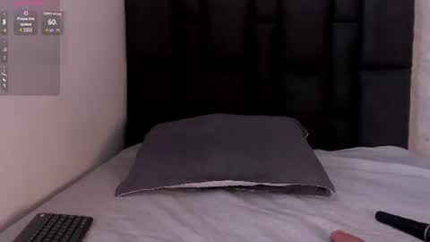 ruby_nights online show from July 26, 12:36 pm