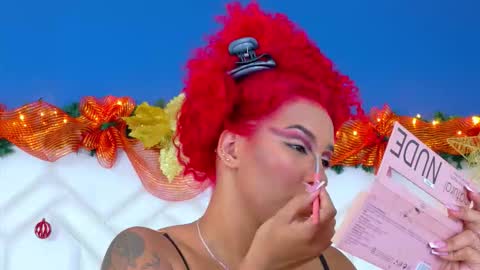 ruby_rogers_ online show from December 21, 2:12 pm