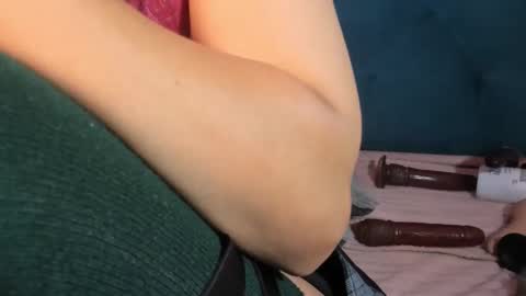 Snapshot of rubystarxxx chatting on October 23, 6:37 am Ruby online show from October 23, 6:37 am