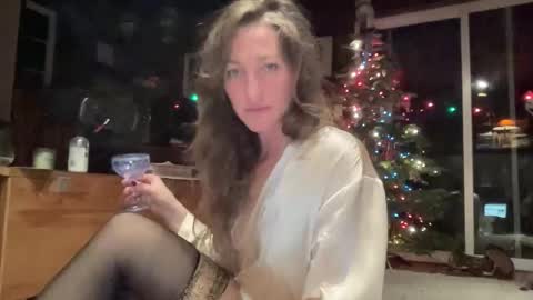 rubywavesback online show from November 28, 6:32 am