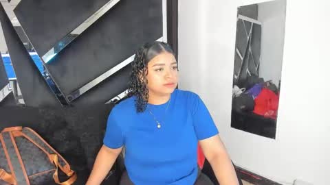 rubyxht online show from November 4, 12:39 pm