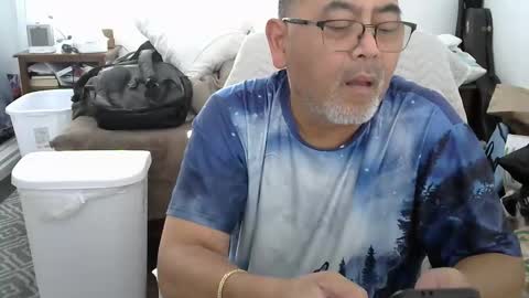 rueltrinidad73 online show from April 21, 11:45 pm