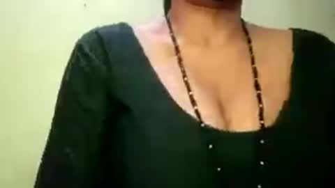 Ruhi online show from July 23, 8:50 pm
