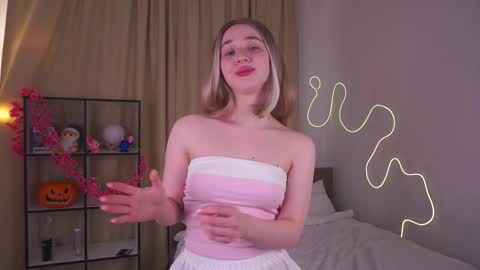 Eva online show from November 24, 11:47 pm