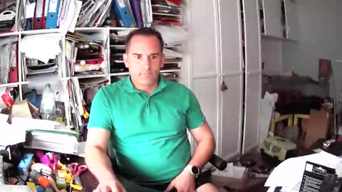 Snapshot of runner1978 chatting on September 25, 8:21 am runner1978 online show from September 25, 8:21 am