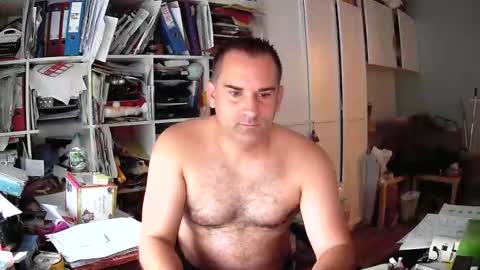 Snapshot of runner1978 chatting on October 10, 6:52 am runner1978 online show from October 10, 6:52 am