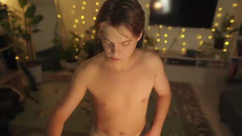 rusbradpitt online show from July 28, 6:20 pm