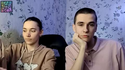 Lisa and Vlad online show from May 7, 6:36 pm