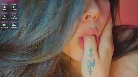 Lorenn online show from June 26, 9:53 pm