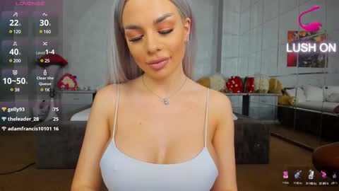 Snapshot of russian_ava chatting on February 26, 9:33 am Ava online show from February 26, 9:33 am