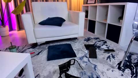 Snapshot of russianbonita chatting on September 24, 2:57 pm Chrissy online show from September 24, 2:57 pm