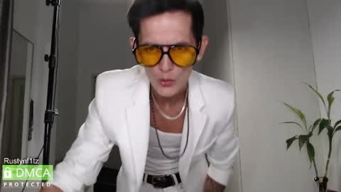 MillionDollarGuy online show from April 23, 11:40 am