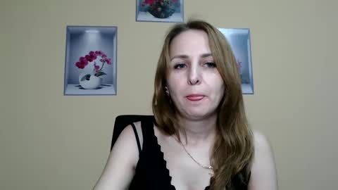 Ruth online show from December 13, 7:53 pm