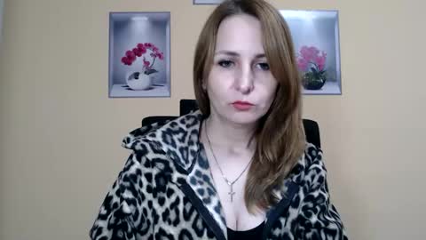 Ruth online show from December 15, 12:34 pm