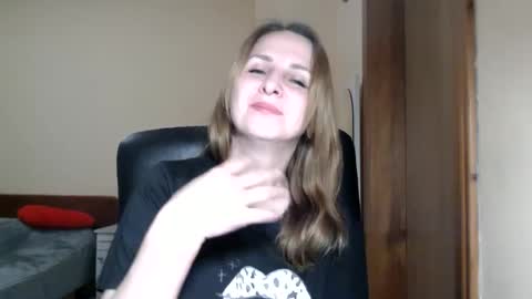 Ruth online show from April 30, 7:19 pm