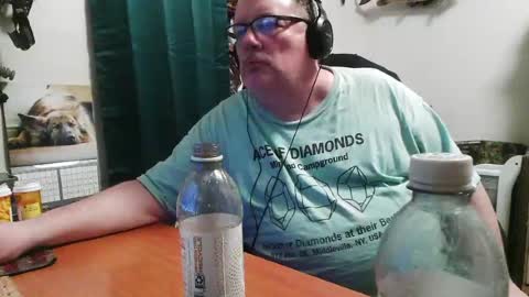 rwzar_1965 online show from June 22, 3:01 am