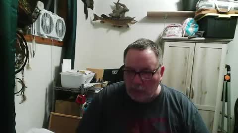 rwzar_1965 online show from June 15, 4:37 am