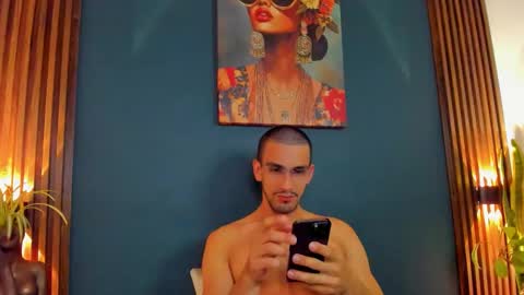 Snapshot of ryan_doyle chatting on October 7, 12:17 am Ryan independent model online show from October 7, 12:17 am
