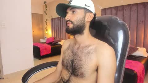 ryan_jackson_ online show from November 4, 4:14 am