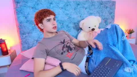 R Y A N   ON   F I R E online show from March 7, 1:44 pm