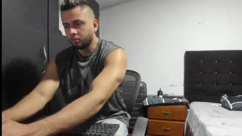 ryan_xc1 online show from July 27, 3:04 am