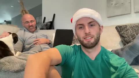 Ryan  Chad online show from December 5, 6:06 pm