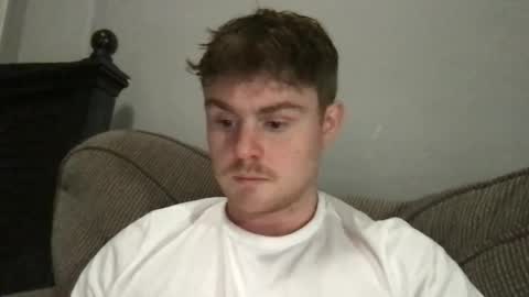 ryanhung_57 online show from January 7, 3:00 am