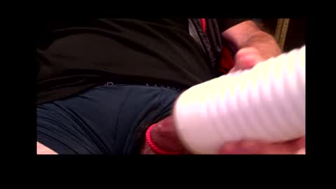 S33thr online show from December 3, 5:15 am