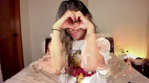 Leslie Beltrn online show from April 26, 4:21 am