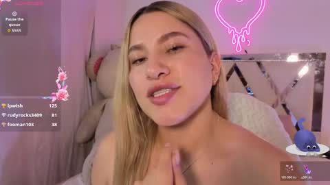 saaya_tay online show from June 6, 7:03 am